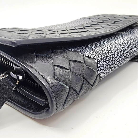 Limited edition Bottega Veneta Stingray Long Wallet on (Chain unbranded free) - Picture 12 of 13